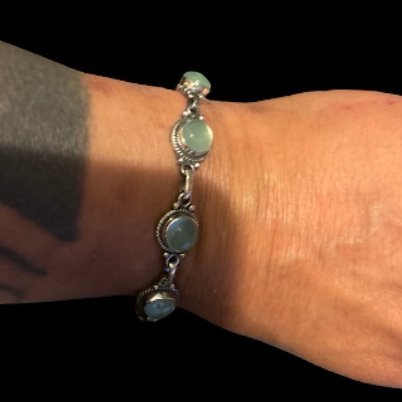 NWOTs Sterling Silver & Aqua Chaledony Bracelet 8” - Picture 8 of 8